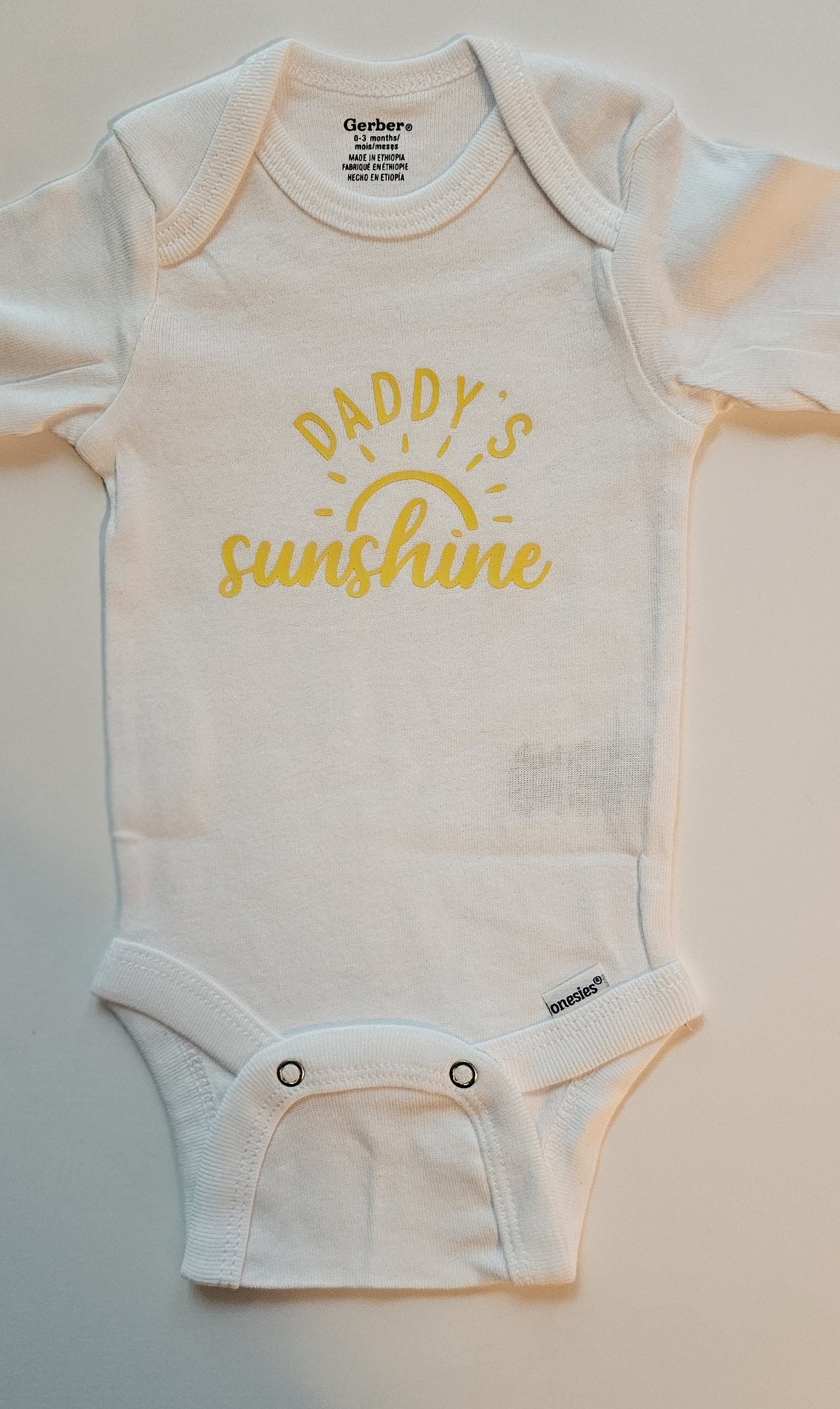 BABY GIRL ONESIE Daddy's Sunshine, Baby Girl, Newborn, Coming Home Outfit, Baby Shower Gift, Baby Bodysuit, New Baby, Baby Girl Gift