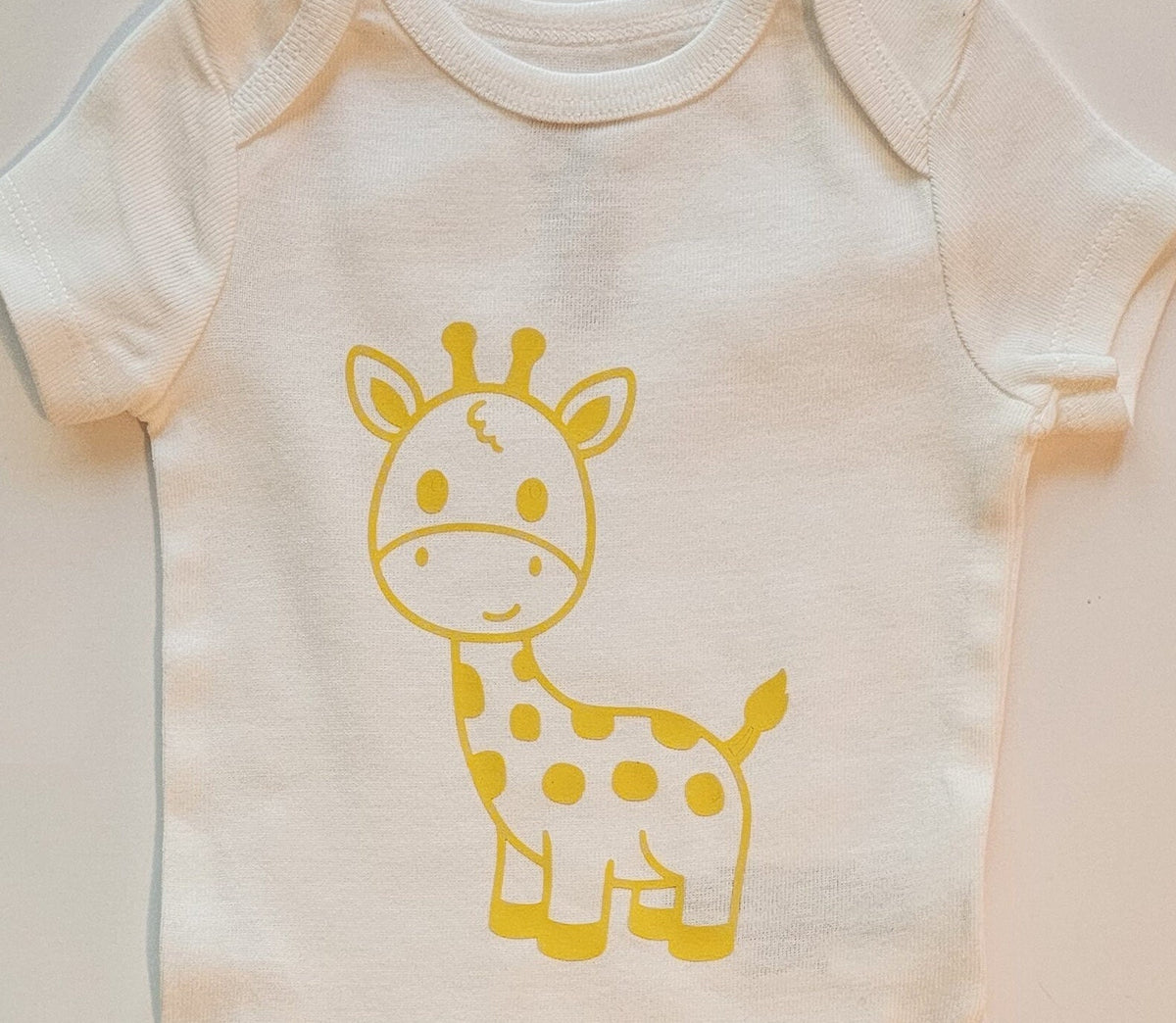 BABY ONESIE Yellow Giraffe, Baby Boy, Newborn, Coming Home Outfit, Baby Shower Gift, Baby Bodysuit, New Baby, Baby Boy Gift, Bodysuit